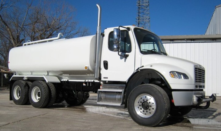 Need Water Delivery? 4000-Gallon Truck Available Now - Competitive Rates!