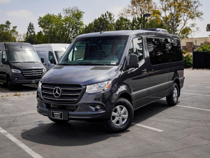 2023 Mercedes-Benz Sprinter 2500