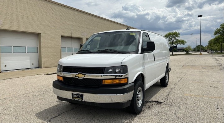 2022 Chevrolet Express Cargo Van