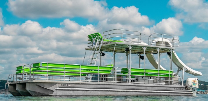 ЧОВЕН НА 25 ГОСТІВ