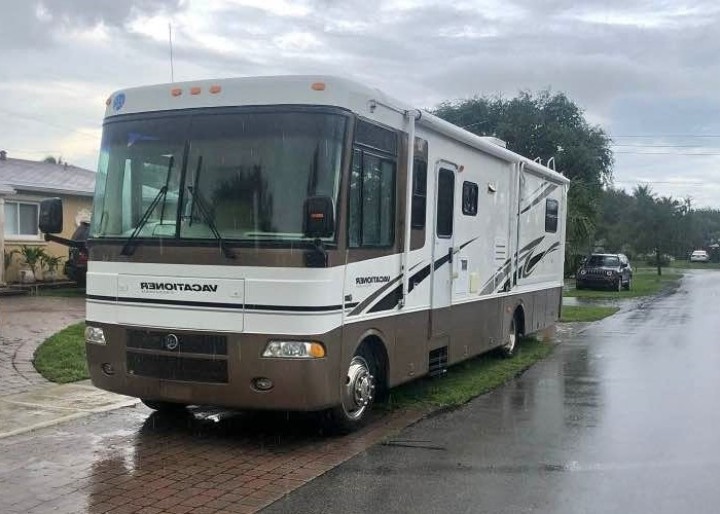 2002 Holiday Rambler Motorhome Miami