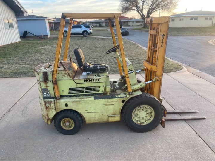 White Motor MY 50B Forklift 5,000 lbs