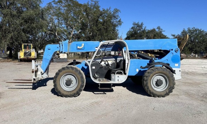 Forklift Genie GTH-844 8K Telehandler