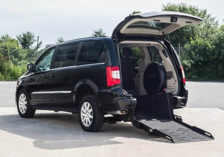 2015 Chrysler Grand Voyager Wheelchair Van