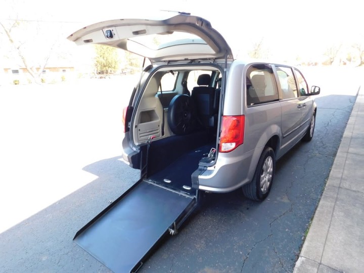 2015 Dodge Grand Caravan Wheelchair Van