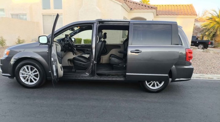 2019 Dodge Grand Caravan SXT Minivan