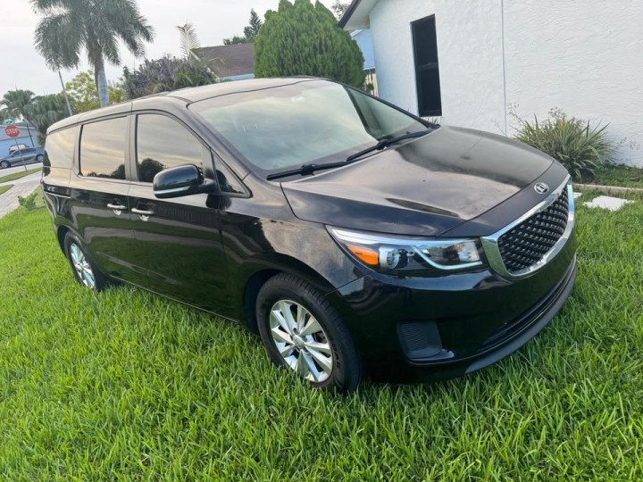2018 Kia Sedona EX Minivan