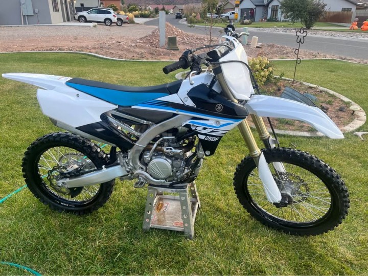 Yamaha YZ250F Dirt Bike
