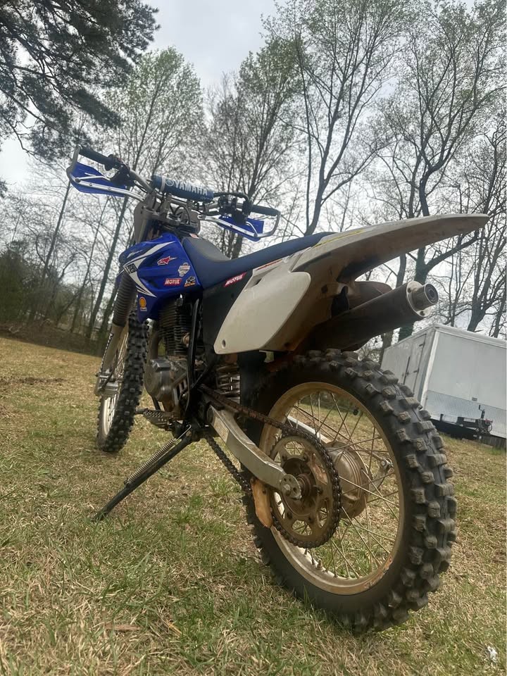 Yamaha TTR230 Dirt Bike