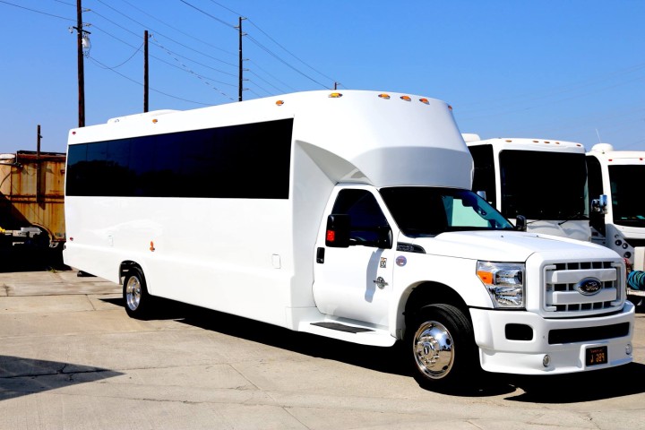 20 Passenger Party Bus Los Angeles