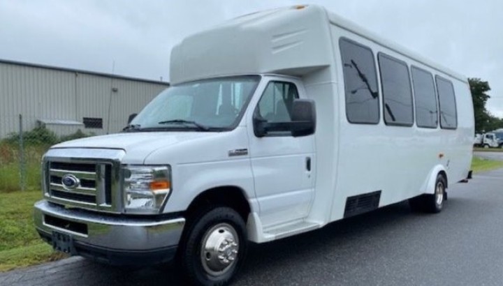 18 Passenger Party Bus Jackson