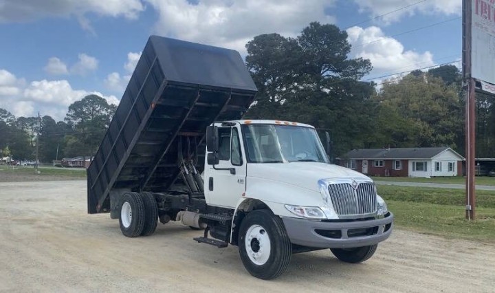 International DuraStar 4300 Grain Dump Truck