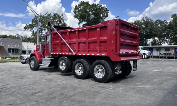 Kenworth W900 Dump Truck