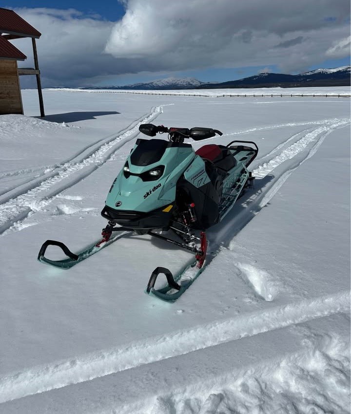 2024 Ski-Doo Freeride Turbo R Snowmobile
