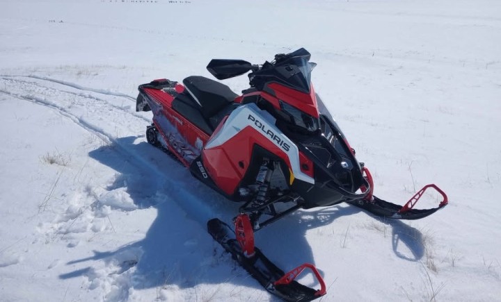 2022 Polaris Indy 850 XC 137 Snowmobile