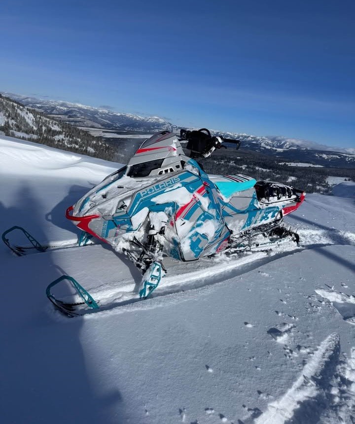 2023 Polaris Khaos 850 155 Snowmobile