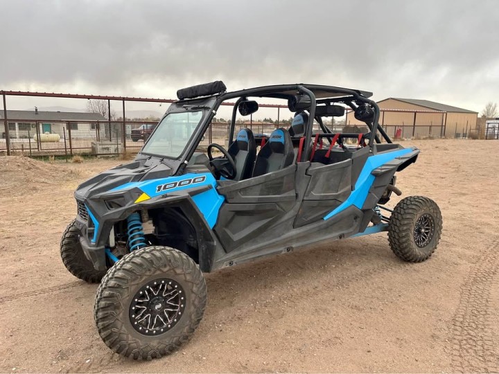 Polaris RZR XP4 1000 UTV