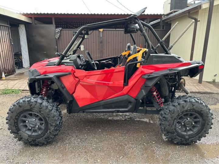 Polaris RZR XP 1000 Turbo UTV
