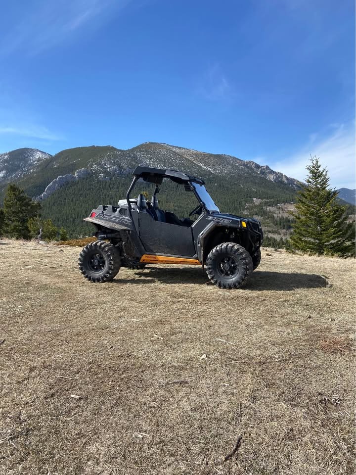 Polaris RZR XP 900 UTV
