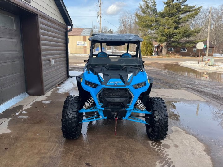 Polaris RZR XP 1000 UTV