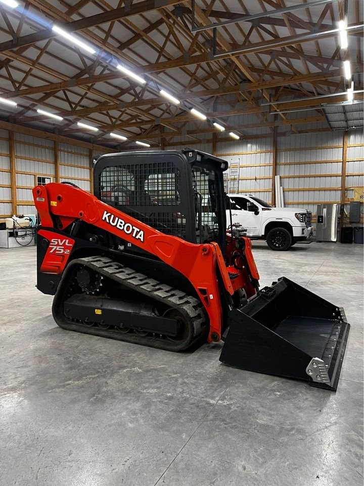2018 Kubota SVL75-2 Compact Track Skid Steer Loader