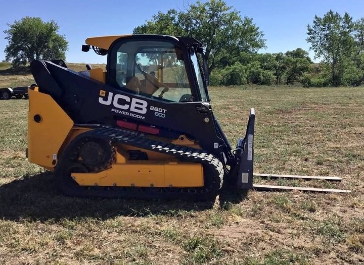 2015 JCB 260T Skid Steer Loader