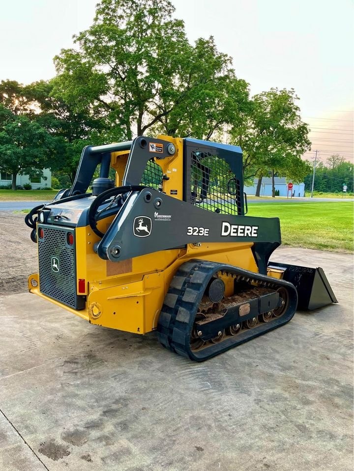 2018 John Deere 323E Skid Steer Track Loader