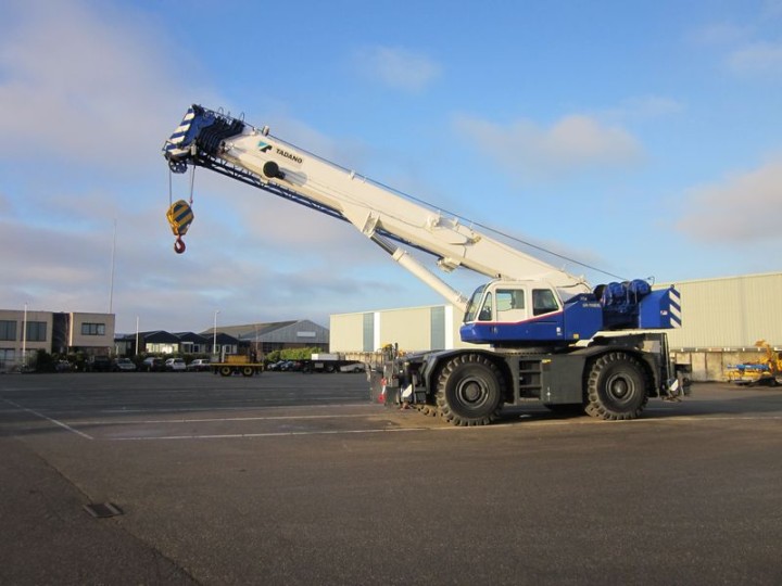 Tadano GR-350XL-3 35-ton Rough Terrain Crane