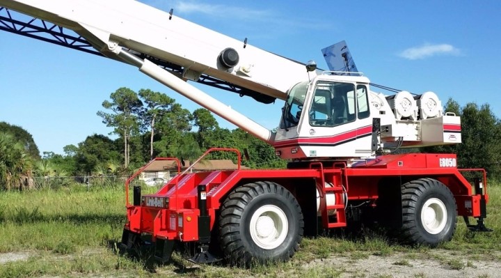 Link-Belt RTC-8050 Rough Terrain Crane