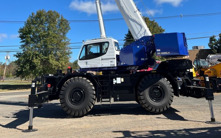 Tadano GR-1000XL-4 100-ton Rough Terrain Crane
