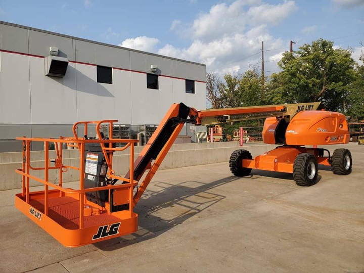 JLG 460SJ Boom Lift