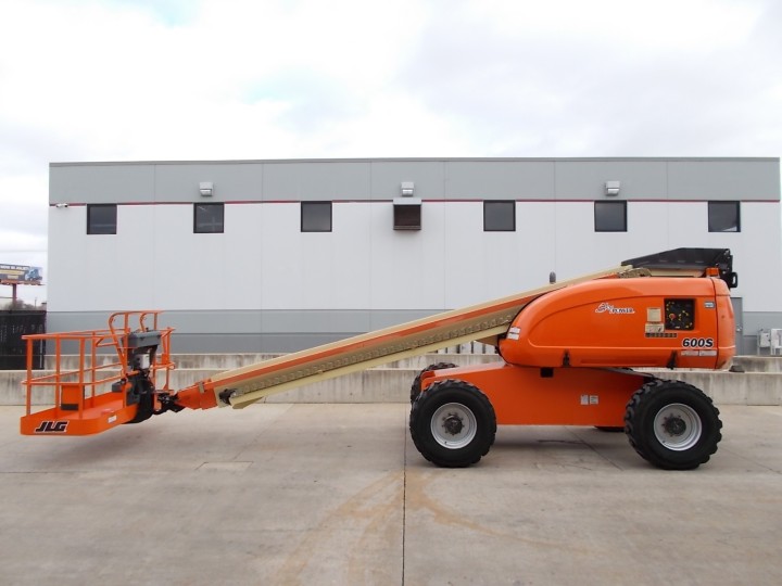 JLG 600S Telescopic Boom Lift