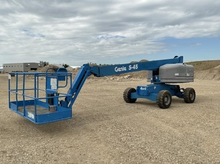 Genie S-45 Boom Lift