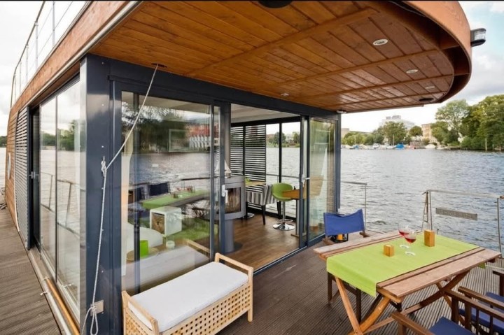 Houseboat in San Francisco - Romantic Floating Retreat