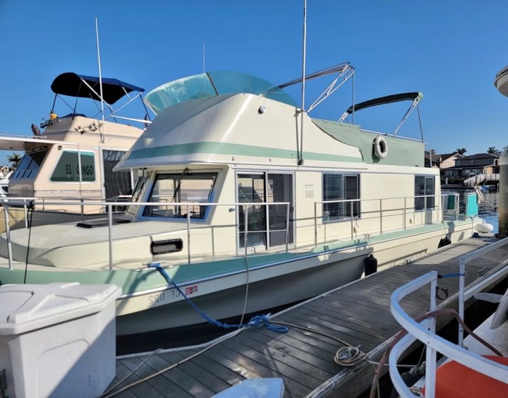 40 ft Houseboat in Los Angeles