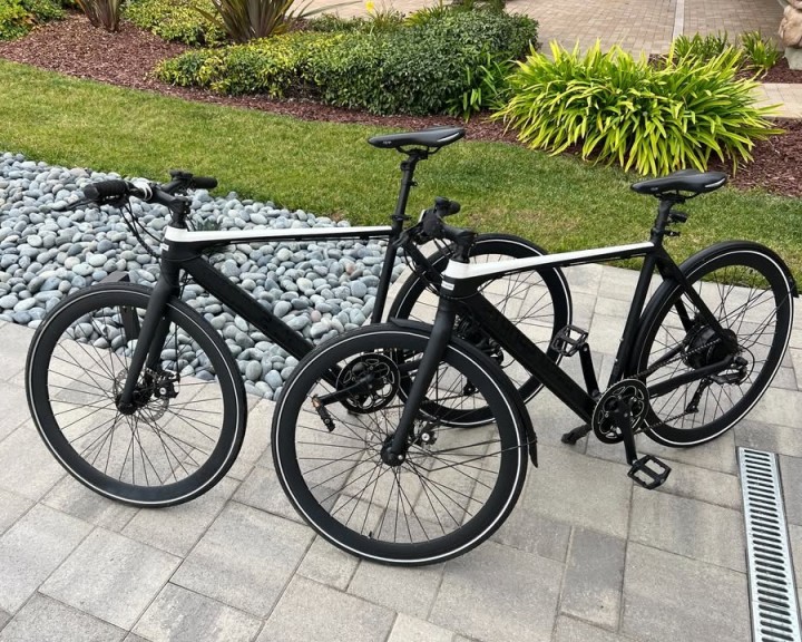 Pluto R E-Bike - Electric Power for LA’s Hills