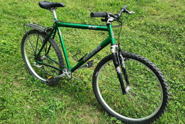 Rent a Raleigh M-80 Mountain Bike for the Cades Cove Loop