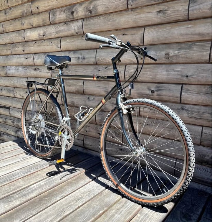 Rockefeller’s Roads Await! Giant ATX Bike Rentals for Carriage Trail Magic