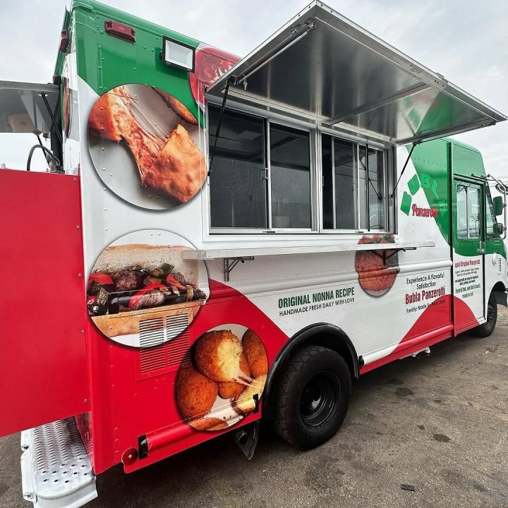 Food Truck Ready to Go - Seattle Area - Great Daily Rates!