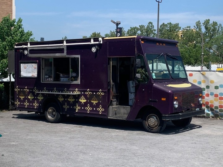 Sandwich Food Truck in Pittsburgh - Book for Acrisure Tailgates