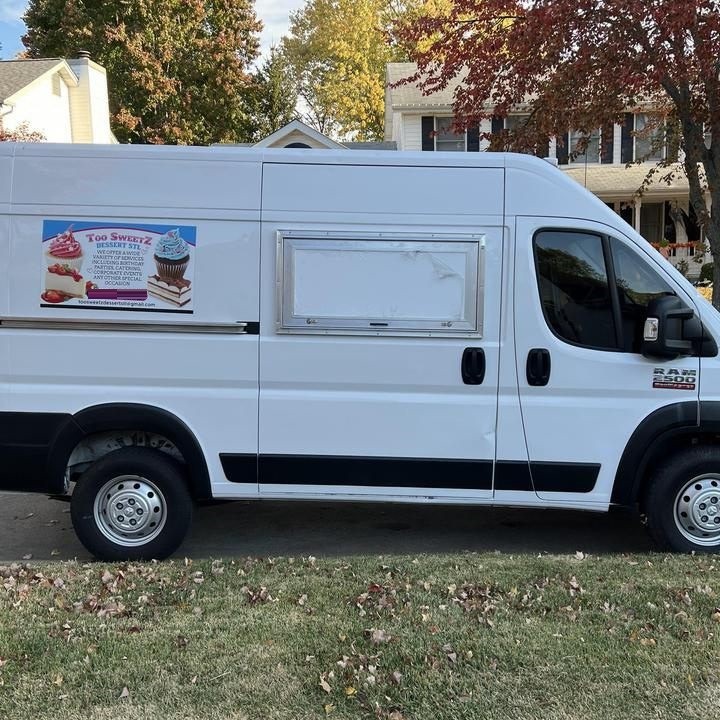 Low Monthly Lease Food Truck in St Louis