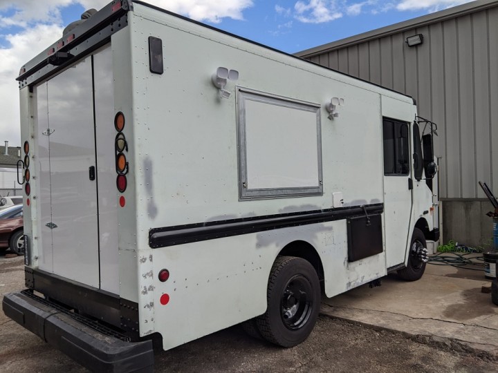 Food Truck in Cincinnati - Perfect for Food Startups