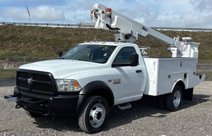 2016 Dodge Ram 4500 Altec AT200A 35ft Bucket Truck