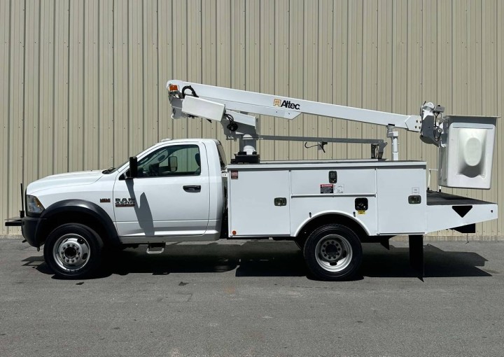2016 Altec 35' Dodge Ram 4500 Utility Bucket Truck