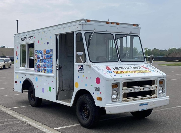 From Lakes to Licks! Rent a Minneapolis Ice Cream Truck From $300/Day