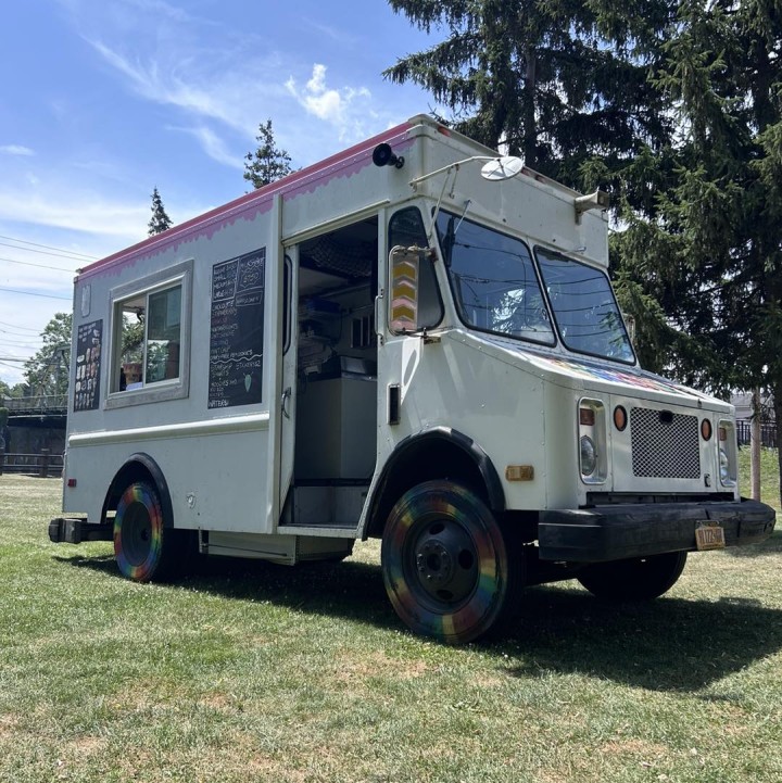 Be Rochester’s Favorite Ice Cream Man! Ready-to-Roll Routes Available