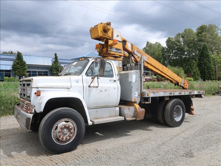 GMC 7000 10ton Boom Truck