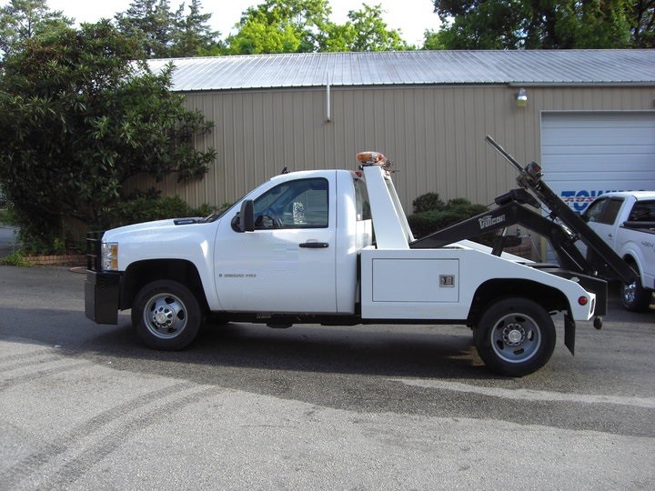 Columbia's Fastest Tow Truck Service – 24/7 Reliable Recovery!