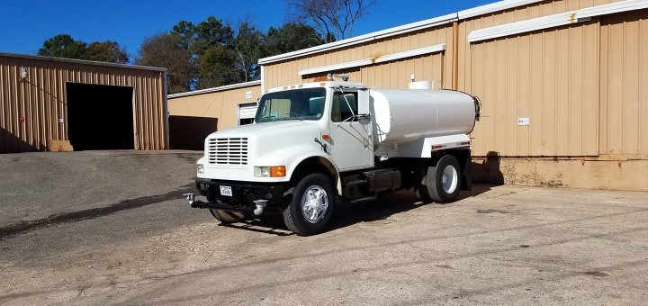 Affordable 2000-Gallon Potable Water Truck Rental in Los Angeles - Fast Delivery!