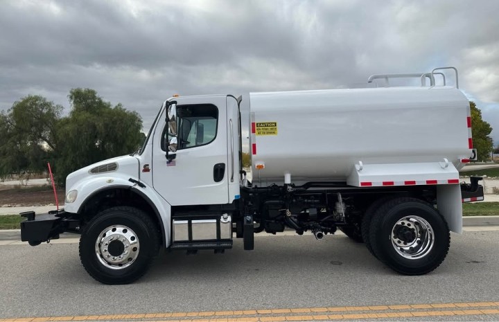 Freightliner M2 4x4 2500 gallon Water Truck